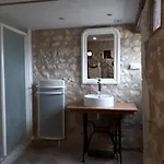 Les Quatre Saisons Couette-café Antogny-le-Tillac
