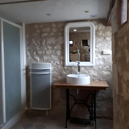 Les Quatre Saisons Bed & Breakfast Antogny-le-Tillac